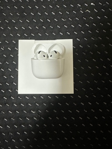 アップル純正品airpods第4世代