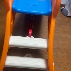 折りたたみロング滑り台の画像