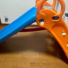 折りたたみロング滑り台の画像