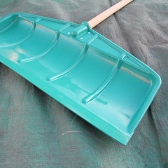 【引渡し11/23〜11/30まで】北海化成工業所 幅広除雪スコップ（グリーン）の画像