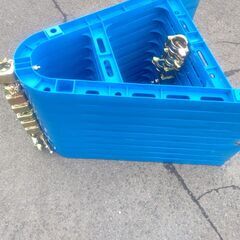 青色 単管バリケード9個セットの画像