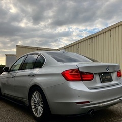 BMW 3シリーズ　F30 F31 ディーゼル　軽油　セダンの画像