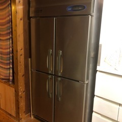 業務用冷凍庫の画像