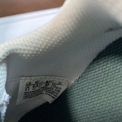 Nike キッズスニーカー ホワイト/グリーンの画像