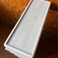 K2104 スリムストッカー 4段 
隙間収納の画像