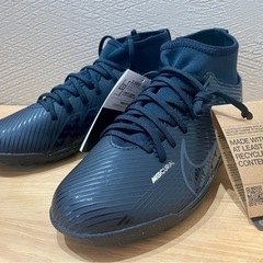【新品】 NIKE サッカー トレシュー 23.5㎝の画像