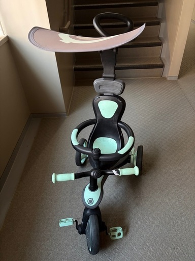 Globber（グロッバー）幼児用 三輪車＊押し棒・サンシェード・セーフティバー付き