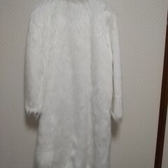 【美品】ビジュアル系 ホワイト ファー ロングコートの画像