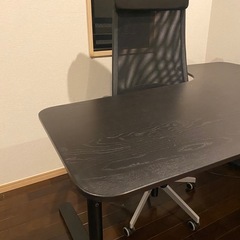 IKEAデスク＆チェアー の画像