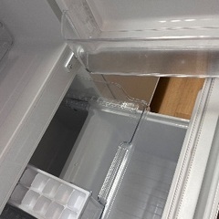 🟦冷蔵庫番号60  SHARP 2021年製【152ℓ】大阪府内全域配達無料 保管場所での引取は値引きしますの画像