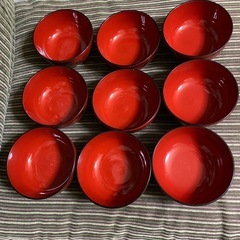 お椀 赤茶色 9個の画像