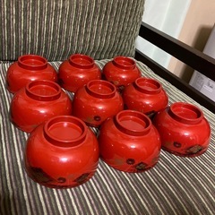 お椀 赤茶色 9個の画像