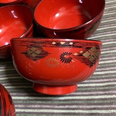 お椀 赤茶色 9個の画像