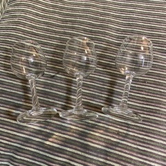 小さめワイングラス 透明 3個の画像