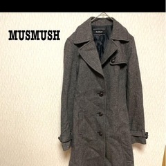 ②冬物の服の画像