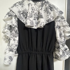 GRLのトワルドジュイ柄ワンピースです☺️の画像