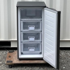 ◇三ツ星貿易 冷凍ストッカー ホームフリーザー85L 2021年製 霜取り不要 EDF-85F 高圧洗浄済み ! 配送可 ! !の画像