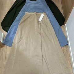レディース服まとめ売り30点超＋おまけ付きの画像
