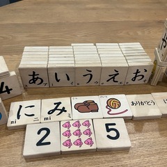 カワイ　木製知育玩具 もじあそび積み木 の画像
