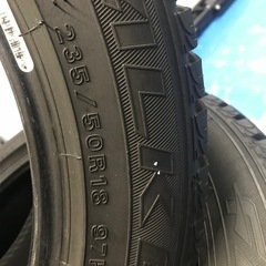 235/50/18 スタッドレスタイヤ4本の画像