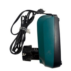 マキタmakita DC10WA 充電器の画像