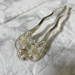 桜かんざし　着物　ゴールドの画像