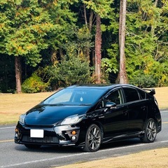 トヨタ プリウス S ツーリングセレクション G'S スポーツの画像