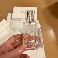 Dior 空ボトル ＋ ギフトボックス ＋ ミニポーチの画像