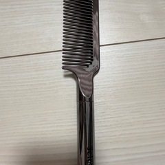 ヘアブラシの画像