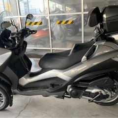 ピアジオmp3 400ie トライク　ワイド化により普通免許♪の画像