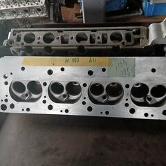 Ｍ べンツ-126-107車-117型エンジン.シリンダーヘツト左右セツト販売の画像