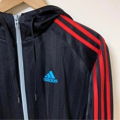 adidas ジャージの画像