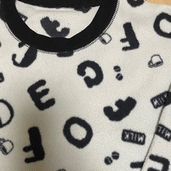 アルファベットフリースパジャマ130の画像