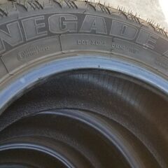 オールテレーン　Radar　レネゲード　245/65-17　5分山程度　タイヤ4本　2019年の画像