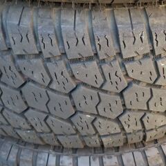 オールテレーン　Radar　レネゲード　245/65-17　5分山程度　タイヤ4本　2019年の画像