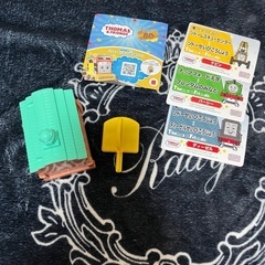 トーマス ハッピーセット＆カード3枚セット売りの画像