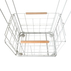 ランドリーラック キャスター付き バスケット 2段 洗濯カゴ 洗濯物入れ 白の画像