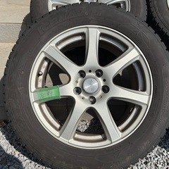 スタッドレス4本ホイール付き　215-60-17の画像