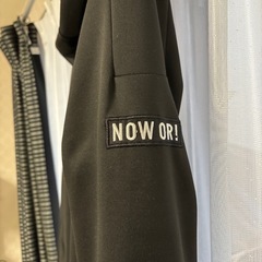 【お取引中】【最終価格】フード付きジップアップパーカー XLの画像