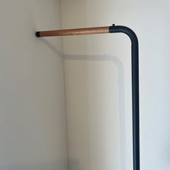 【美品】【山崎実業(Yamazaki)】スリム コートハンガー ブラック 約W38.5×D42×H160cm タワー tower ハンガーラック コートかけの画像