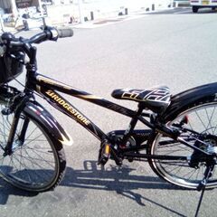 24インチ　ブリヂストン　男の子自転車　変速　LEDライトの画像
