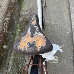 シティサイクル ホワイト 前バスケット付きの画像