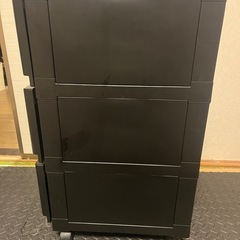 ３段カラーボックスの画像