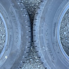 スタッドレスタイヤ4本の画像