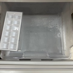 シャープ SHARP 冷蔵庫 SJ-D15H（152L）
の画像