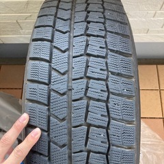 アルファードスタッドレスタイヤ、ホイール4本の画像