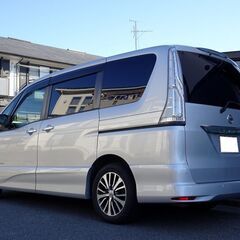車検満タン 28年式 セレナハイブリッド 後期 エマージェンシーブレーキ ナビ フルセグTV Bluetooth フリップダウンモニター アラウンドビューモニター 両側パワスラ インテリキー パノラミックルーフ クルコン LEDライト ETC 前後ドライブレコーダーの画像