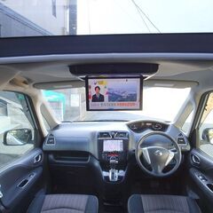 車検満タン 28年式 セレナハイブリッド 後期 エマージェンシーブレーキ ナビ フルセグTV Bluetooth フリップダウンモニター アラウンドビューモニター 両側パワスラ インテリキー パノラミックルーフ クルコン LEDライト ETC 前後ドライブレコーダーの画像