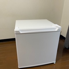美品　小型冷蔵庫　の画像