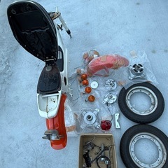 仮出品⚠️HONDA シャリー　バラバラの画像